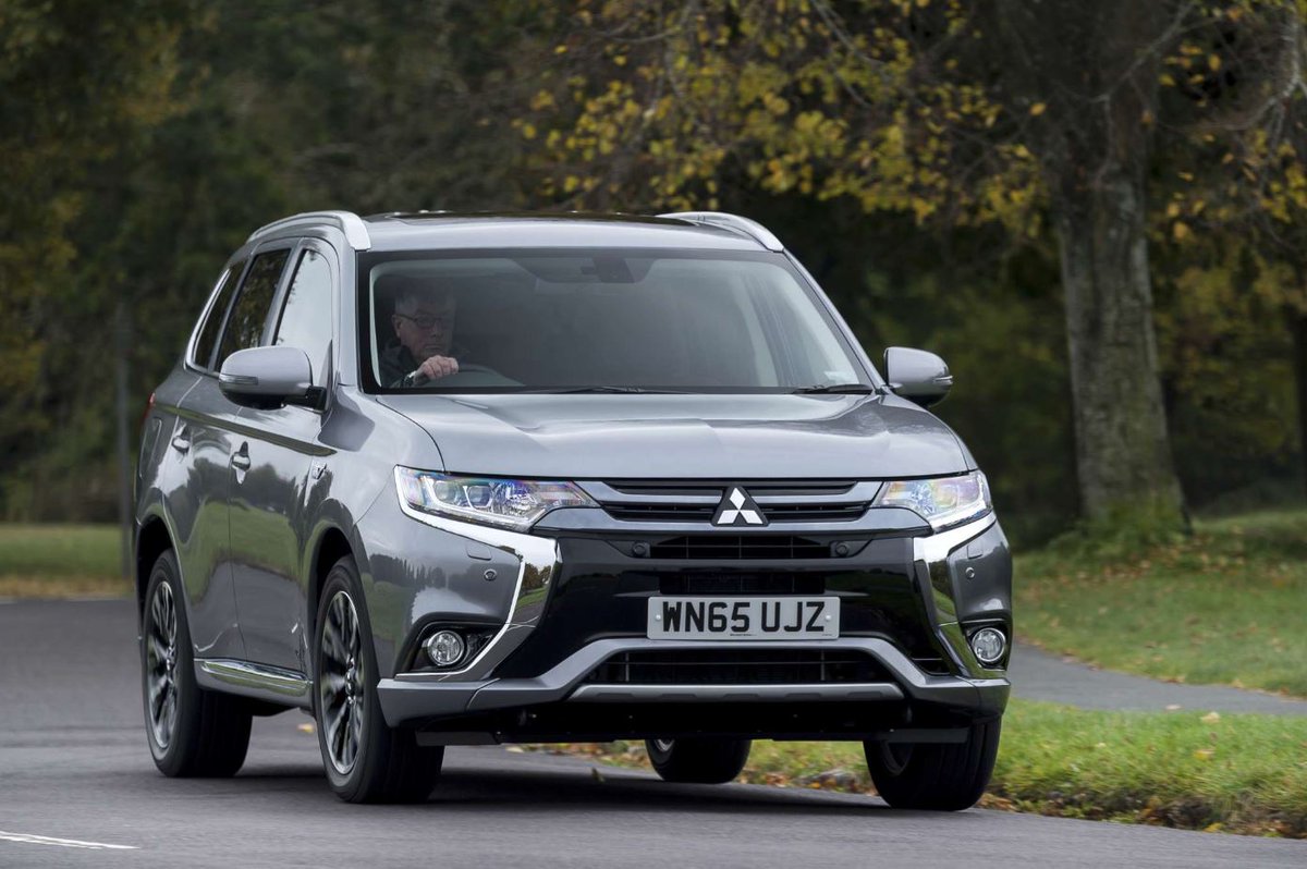 Mitsubishi outlander iv обзор