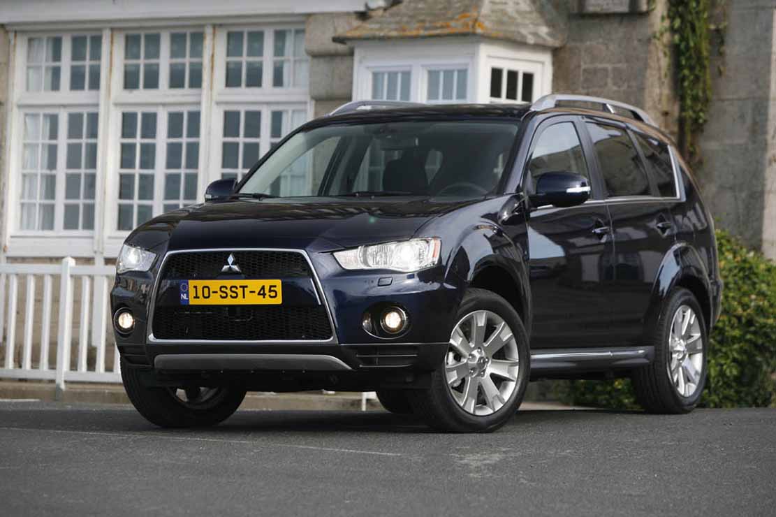 Mitsubishi outlander iv обзор